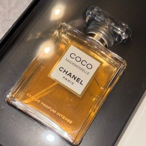 CHANEL Coco Mademoiselle Perfume Bottle and body lotion